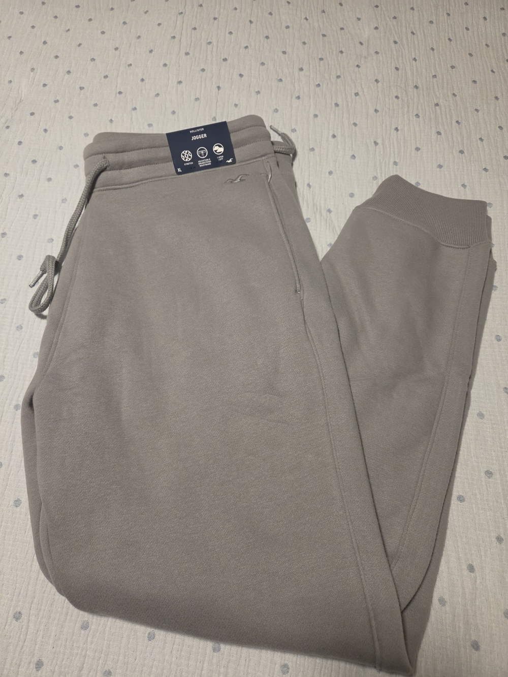 Hollister Men's Light Taupe Drawstring Joggers